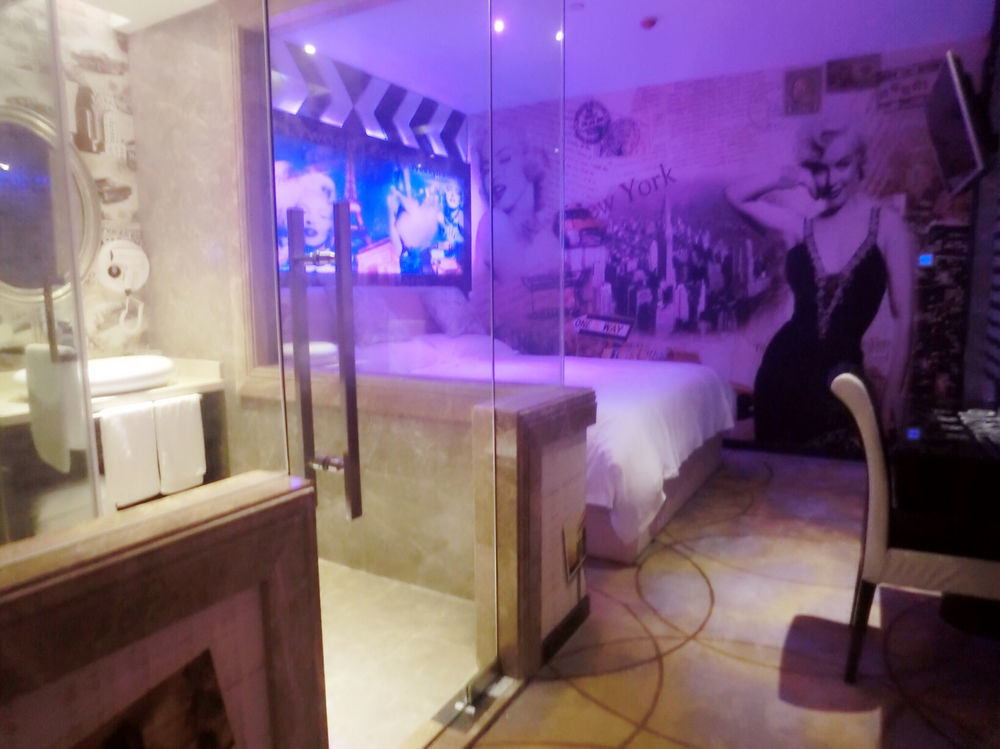 Yes Hotel 上海市 エクステリア 写真